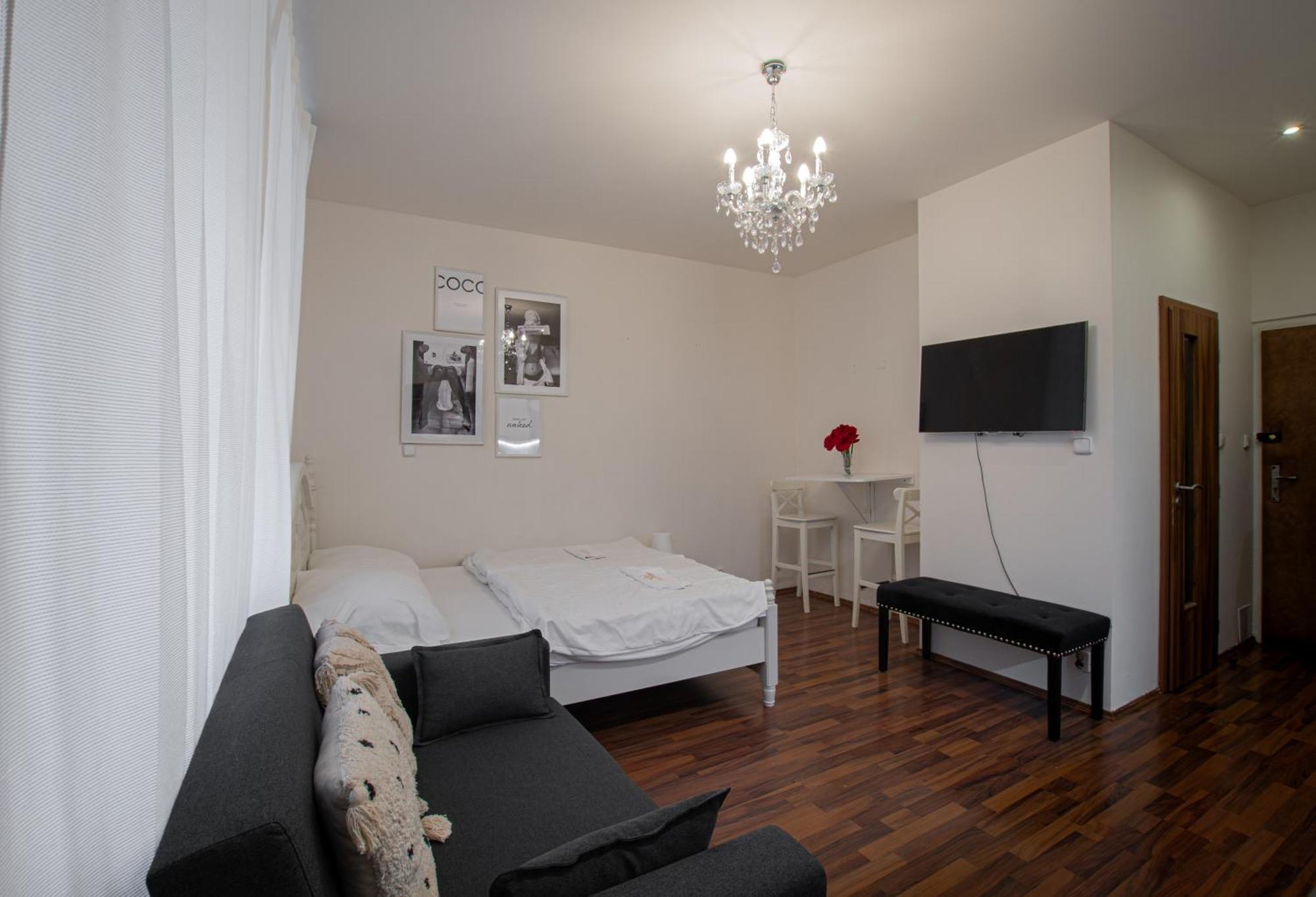 Cozy Homestay At Andel Prague Exterior photo